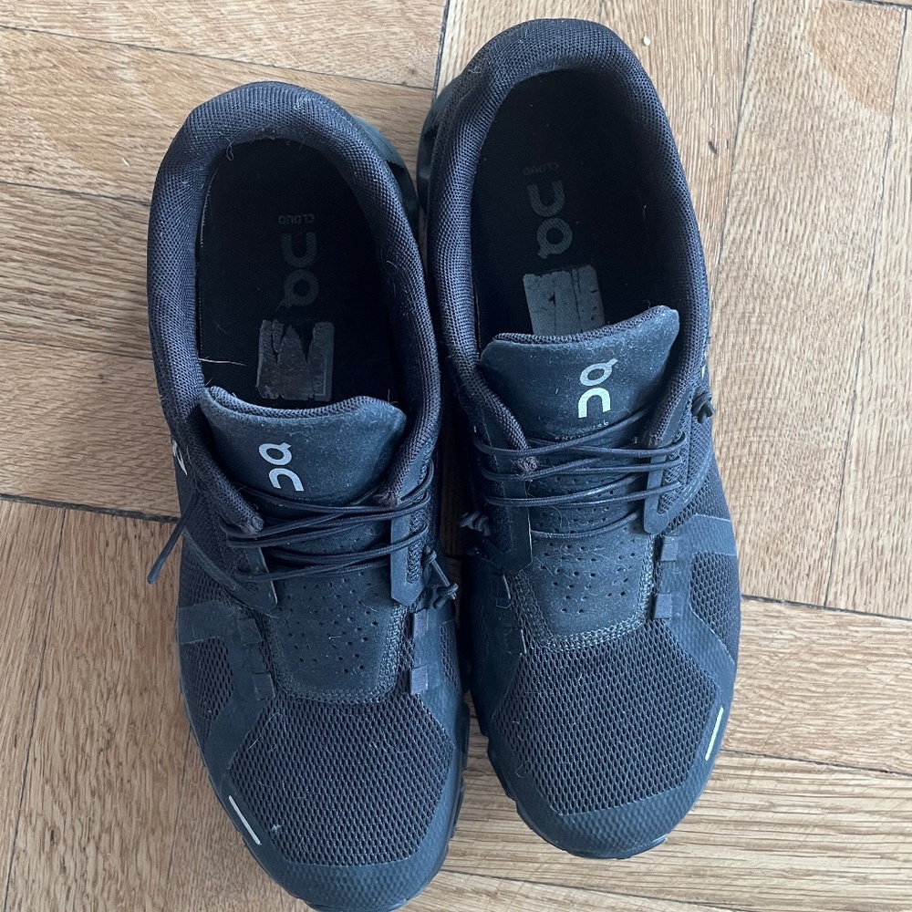On Running Women's Black Running Shoes - Picture 6 of 6